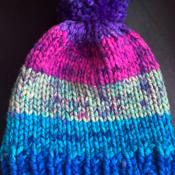 Hand Knit Chunky Hat with Pom Pom! - Picture 5 of 5
